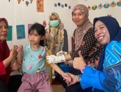 Kepala Puskesmas Dampang Turun Langsung, Warga Apresiasi Pelayanan yang Humanis