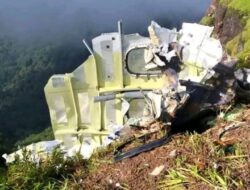 Detik-Detik Pesawat ATR Hantam Gunung Bulusaraung, Saksi Mata Ungkap Ledakan