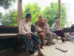 Door to Door, UPT Puskesmas Pa’Bentengang Perkuat Imunisasi Kejar Campak di Pa’Bumbungang