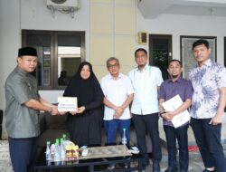 Gubernur Sulsel Serahkan Santunan bagi Korban Kecelakaan ATR 42-500