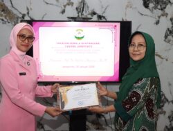 Yayasan Kemala Bhayangkari Jeneponto Tingkatkan Kompetensi Guru TK