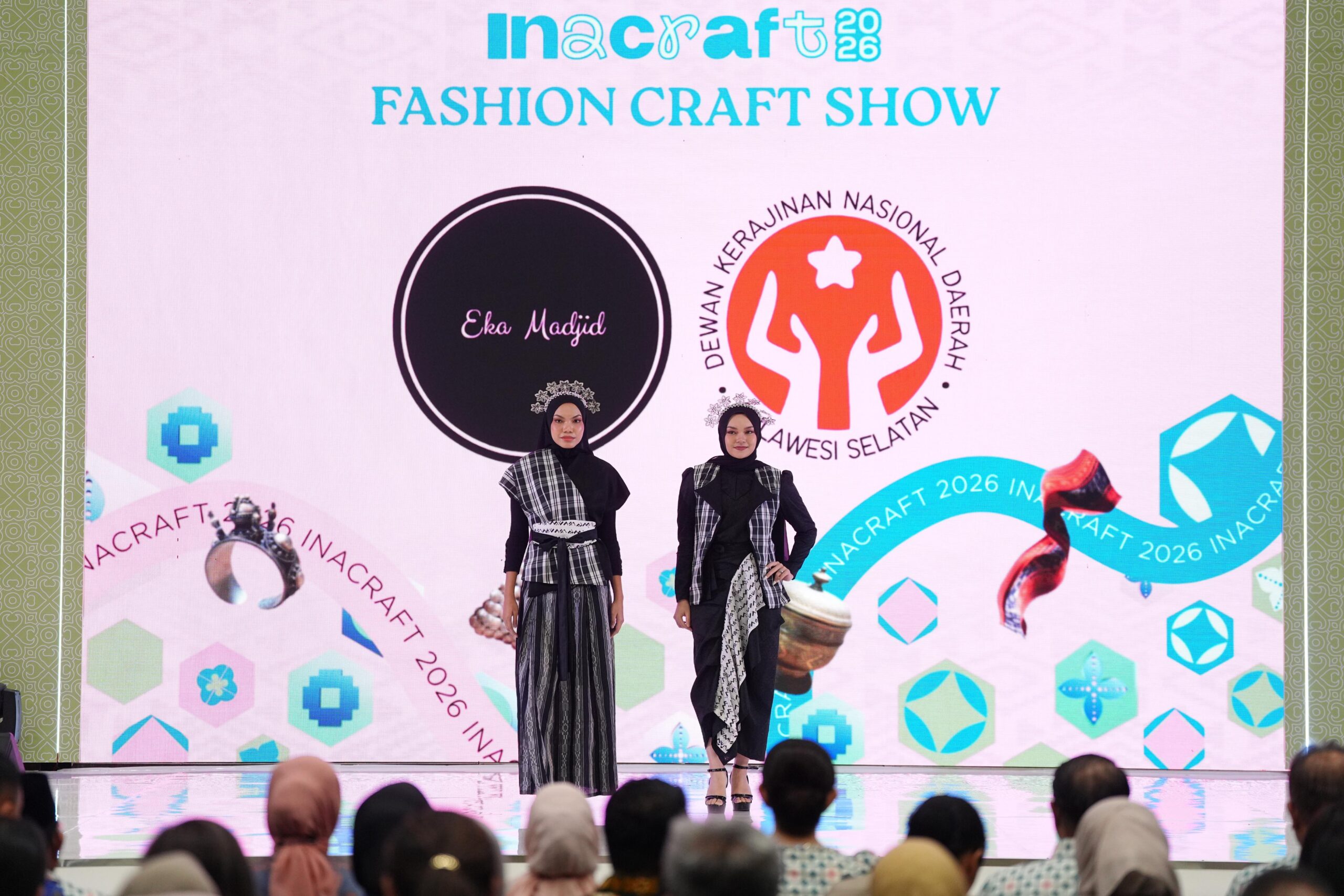 Wastra Sulsel Berbasis Aksara Lontara Tampil di Ajang INACRAFT 2026