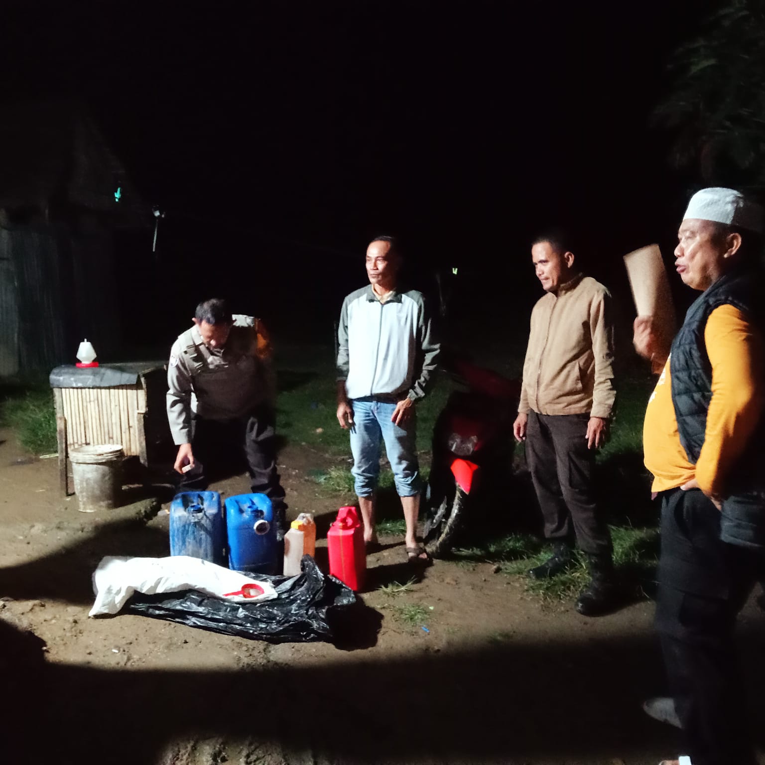 Jelang Ramadhan, Kapolres Sinjai Intensifkan Patroli Cipta Kondisi, Amankan Miras