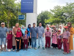 Ketua DPC PKB Bantaeng Serahkan Bantuan PIP, Dorong Penambahan Kuota 2027