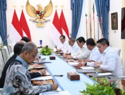 Prabowo Pimpin Rapat Terbatas Bahas Kesiapan Pemerintah Jelang Idulfitri