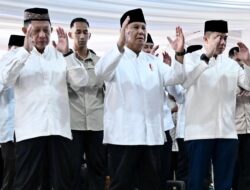 Presiden Prabowo Subianto Salat Idulfitri di Aceh Tamiang, Tunjukkan Kepedulian bagi Warga Terdampak Bencana