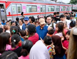 Presiden Prabowo Tinjau Permukiman Warga di Pinggir Rel Senen, Siapkan Program Hunian Layak