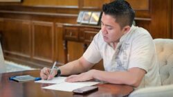 Seskab Teddy Indra Wijaya Ikuti Rakor Lintas K/L Bahas Penyesuaian Energi dan Stimulus Ekonomi