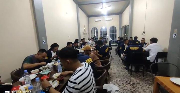 Perkuat Kebersamaan, Satreskrim Polres Jeneponto Ajak Insan Pers Buka Puasa Bersama