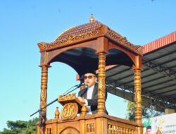 Sholat Idul Fitri 1447H Bersama Warga, Bupati Paris Yasir Paparkan Capaian Daerah