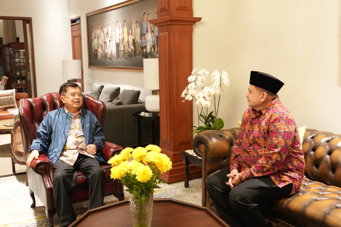 Munafri–Melinda Sowan ke JK, Rawat Silaturahmi di Momentum Idulfitri