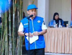 Bupati Paris Yasir Lepas Peserta KKN INTI, Dorong Mahasiswa Berkontribusi Nyata untuk Daerah