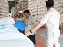 Presiden Prabowo Sidak Gudang Bulog di Magelang, ini yang Ditekankan!