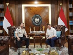 Seskab Teddy Indra Wijaya Terima Dirjen Imigrasi Baru, ini yang Dibahas!