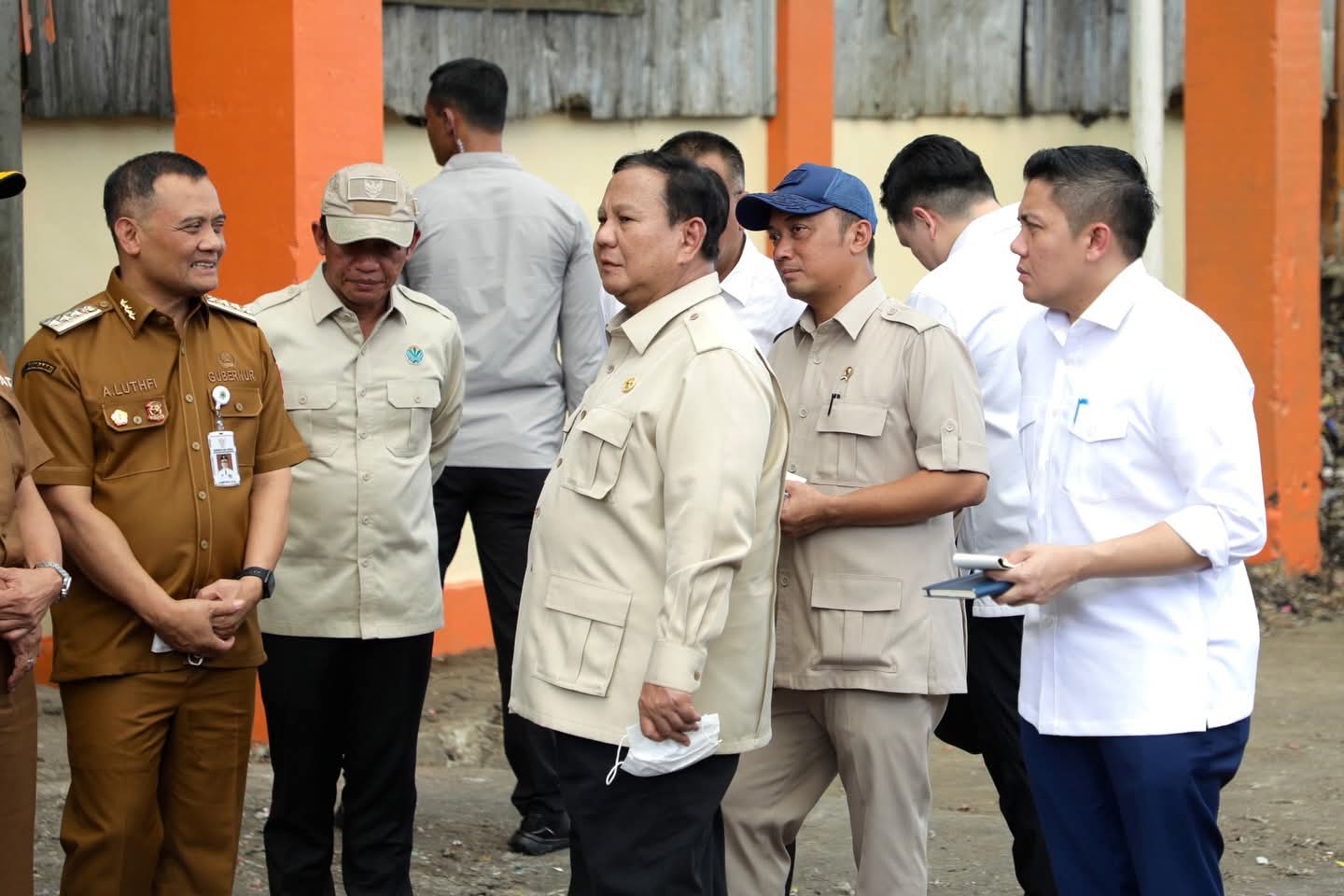 Tinjau TPST Banyumas, Presiden Prabowo Tegaskan Pengolahan Sampah Jadi Prioritas Nasional