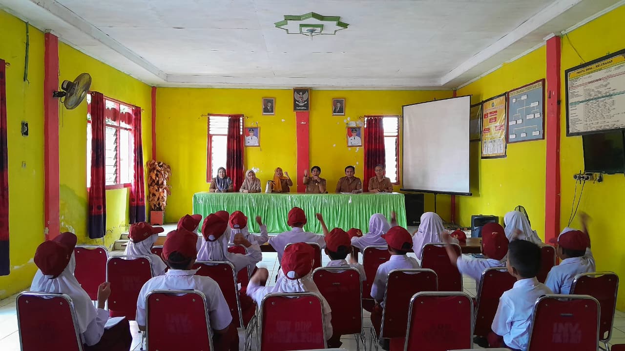 Siswa SD Negeri 44 Dampang Belajar tentang Desa, Tanamkan Rasa Cinta Tanah Air