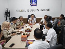 Wakil Bupati Bone Pimpin Rapat Penyelesaian Pensertifikatan Tanah Perumahan