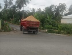LSM Gerak Indonesia Bone Desak Penertiban Truk Tambang, ini Alasannya! Tanpa Penutup Bak