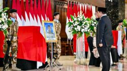 Presiden Prabowo Beri Penghormatan Terakhir kepada 3 Prajurit Gugur di Lebanon