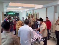 Pastikan Perawatan Maksimal, Presiden Prabowo Jenguk Korban Kecelakaan Kereta di RSUD Bekasi