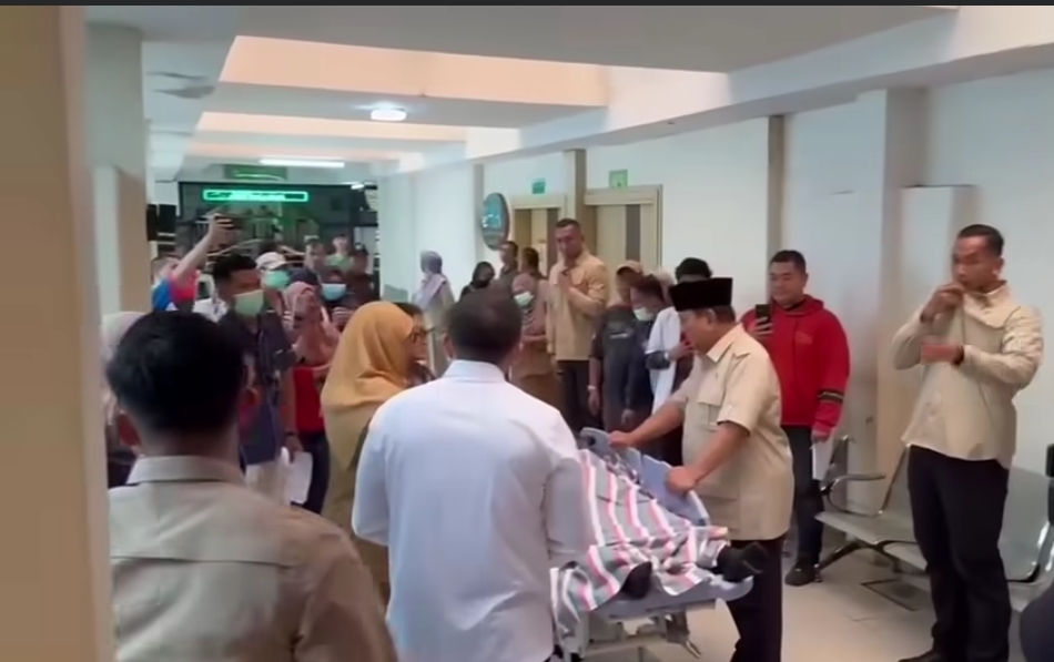 Pastikan Perawatan Maksimal, Presiden Prabowo Jenguk Korban Kecelakaan Kereta di RSUD Bekasi