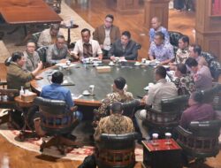 Presiden Prabowo Pimpin Ratas di Hambalang, ini yang Dibahas!