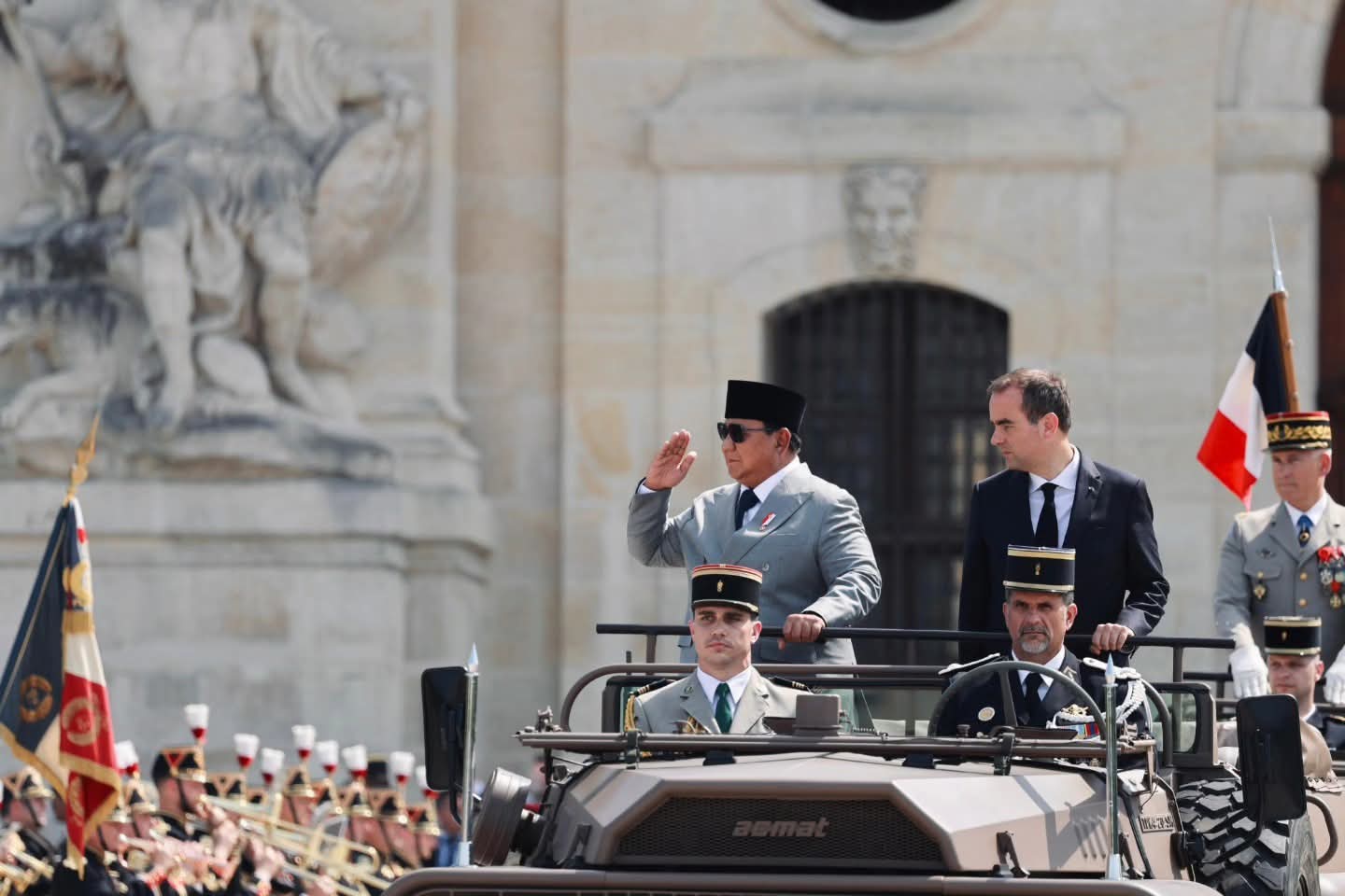 Presiden Prabowo Disambut Kehormatan Tinggi di Prancis
