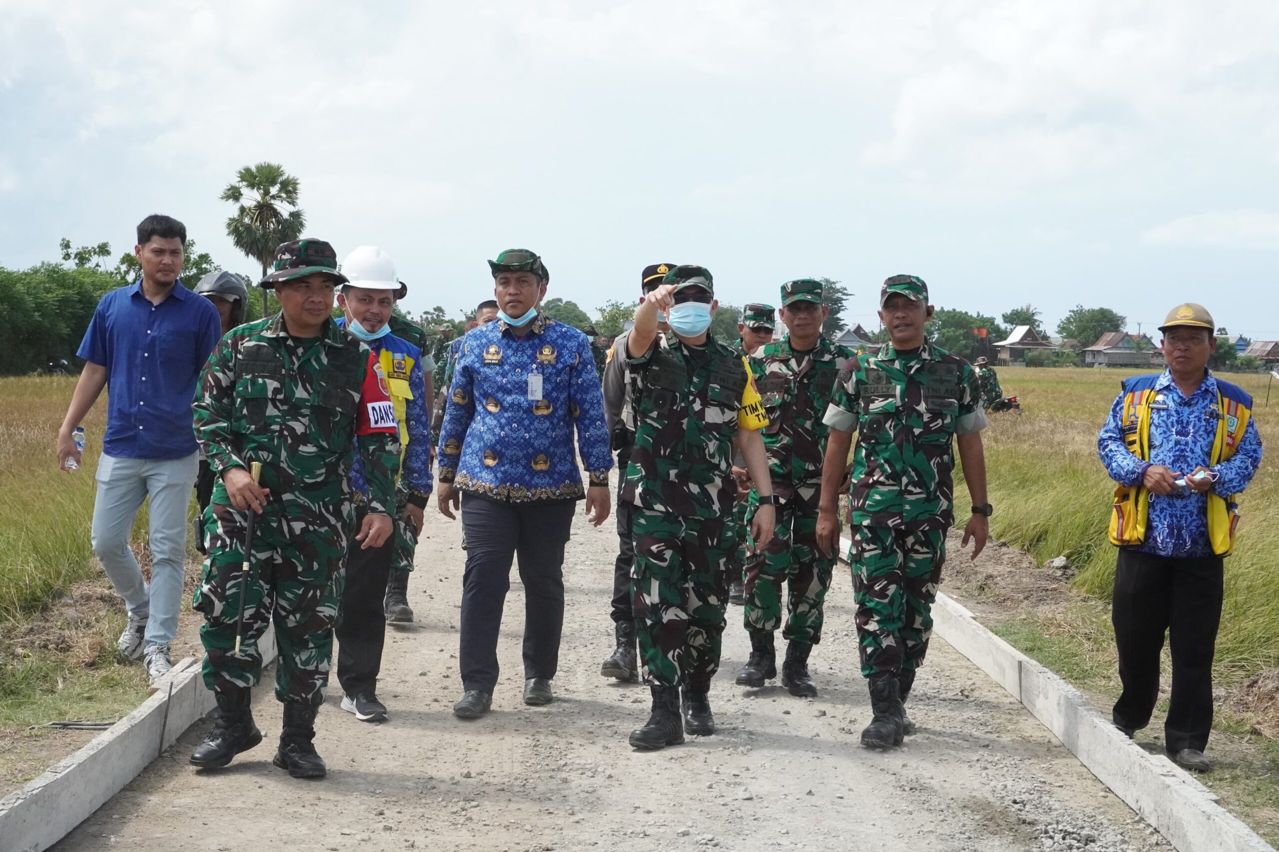 Tim Wasev TMMD ke 128 di Jeneponto Kunjugi Lokasi Beri Semangat Satgas
