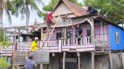 Satgas TMMD Jeneponto Bongkar RTLH Warga Arpal, Hadirkan Rumah Layak dan Harapan Baru