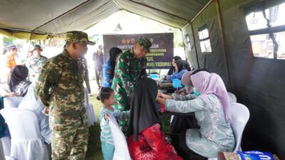 Danrem 141 Hadiri TMMD ke-128, Warga Antusias Ikuti Pemeriksaan Kesehatan Gratis