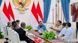 Panggil Sejumlah Menteri, Presiden Prabowo Pimpin Rapat Terbatas,