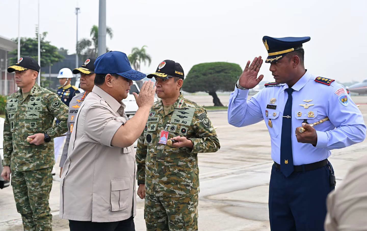 Presiden Prabowo Resmikan Inpres Jalan Daerah dan Hadiri Penutupan Munas Alim Ulama NU di Madura