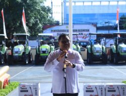 Bupati Dg Manye Serahkan 13 Unit Alsintan ke Kelompok Tani Binaan