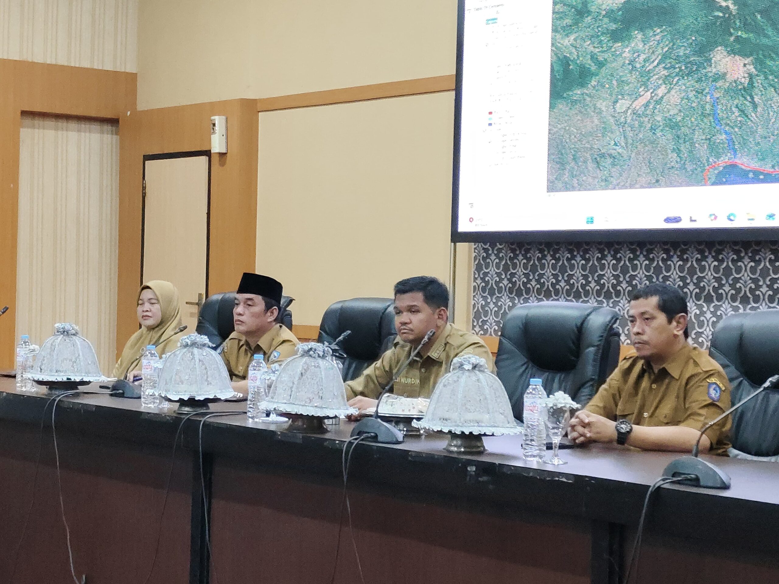 Bupati Bantaeng Tampung Aspirasi OKP, Jalan Babangeng Terhalang Status Hutan