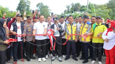 Bupati Bone Resmikan Jalan Beton IJD Ruas Awang Cenrana–Lebongnge