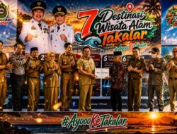 43 Tahun Mengabdi, Kepala Lingkungan di Takalar Terima Penghargaan Bupati