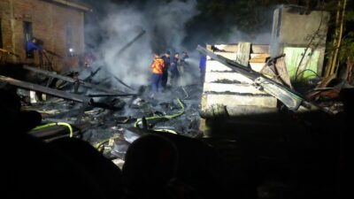 Rumah Petani Lansia di Jeneponto Ludes Terbakar, Kerugian Ditaksir Ratusan Juta