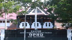 DPRD Bulukumba Umumkan Pergantian Ketua dalam Rapat Paripurna