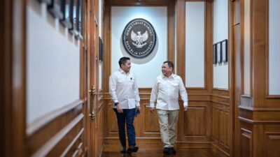 Seskab Teddy Bertemu Haji Isam, Bahas Investasi dan Hilirisasi
