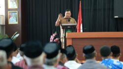 Bupati Takalar Naikkan Honor Imam Kelurahan dan Lingkungan