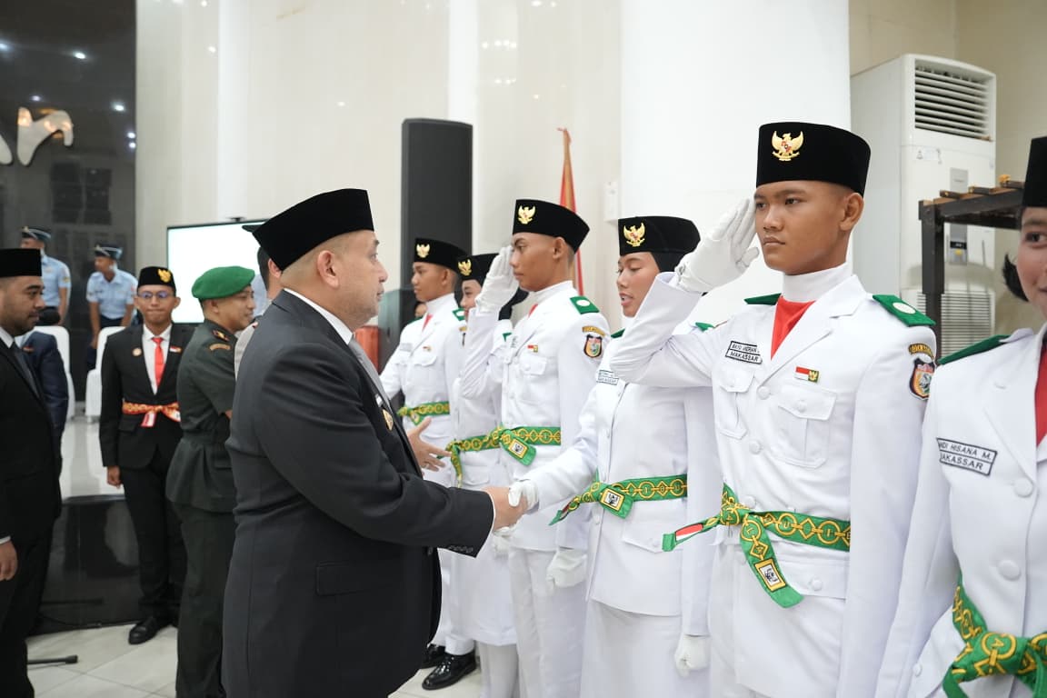 70 Paskibraka Makassar Siap Kibarkan Merah Putih di Karebosi