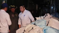 Teddy Cek Pengiriman Logistik NTT, 27 Ton Dikirim via Hercules