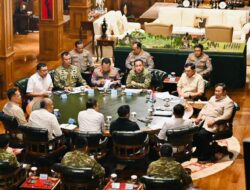 Rapat Darurat di Hambalang, Presiden Prabowo Panggil Panglima TNI dan Kapolri