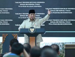 Prabowo Tegaskan TNI-Polri Tak Boleh Ego Sektoral, Utamakan Kepentingan Rakyat