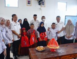 Peduli, Bupati Paris Yasir serahkan Bantuan di SLBN 2 Jeneponto